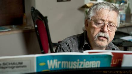 Singt immer weiter. Wolf Biermann in seinem Haus in Hamburg.