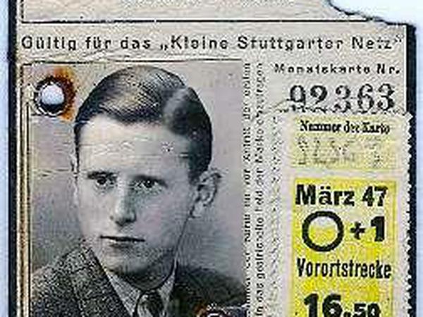 Klaus Harpprecht auf dem Monatsausweis der Stuttgarter Straßenbahn 1947.