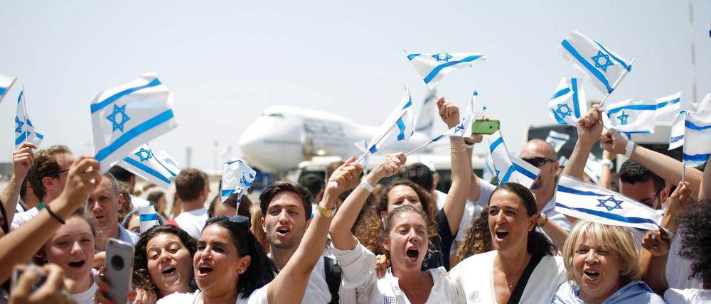 Sehnsuchtsort: Französische Juden kommen in Israel an.