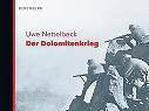 Uwe Nettelbeck: Der Dolomitenkrieg. Mit einem Nachwort von Detlev Claussen. Berenberg Verlag, Berlin 2014. 152 Seiten, 20 Euro.