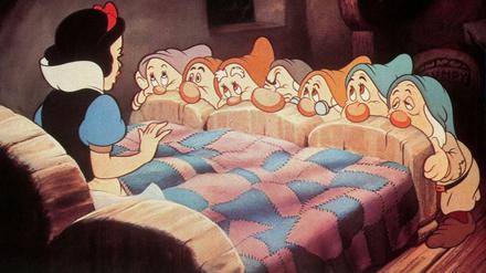 Noch Anfang 1945 versuchten Gauleiter mit Disneys „Schneewittchen“-Film (1937) dem Untergang für 90 Minuten zu entkommen.