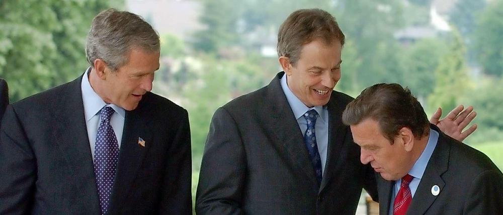 Das waren noch Zeiten: George W. Bush, Tony Blair und Gerhard Schröder (von links) im Jahr 2003.
