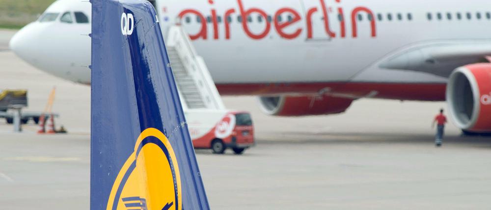 Hängt hinterher. Air Berlin wird zwischen großen Airlines und Billigfluggesellschaften zerrieben.