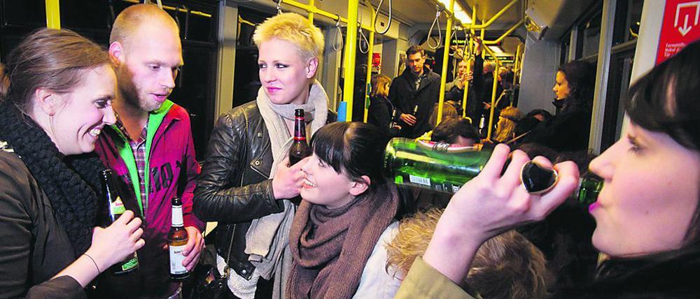 Maartje Somers wundert sich über das Verhältnis der Berliner zur Bierflasche.