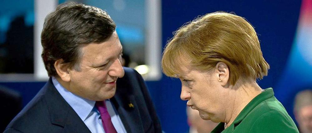 Sind sich in Sachen Euro-Bonds nicht einig: Jose Manuel Barroso und Angela Merkel.