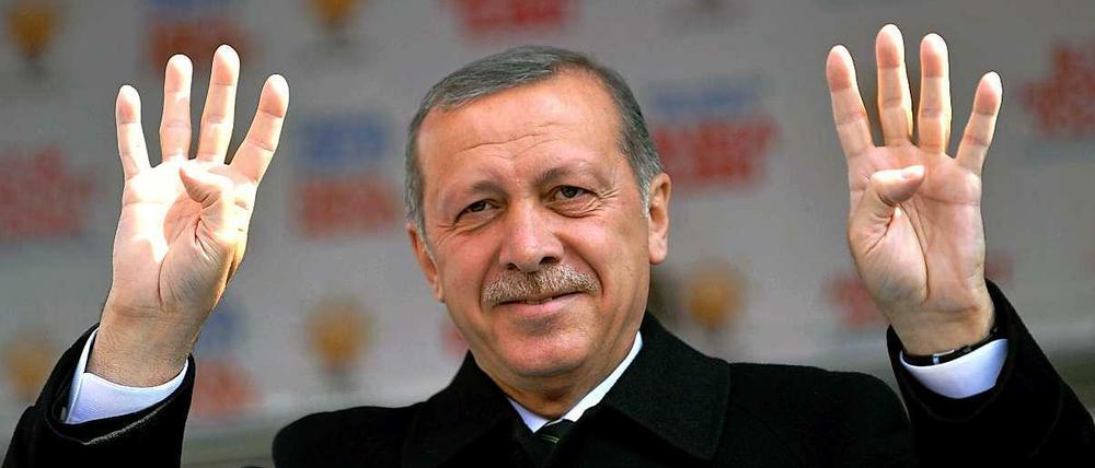 Der türkische Premier Recep Tayyip Erdogan bei einem Wahlkampfauftritt