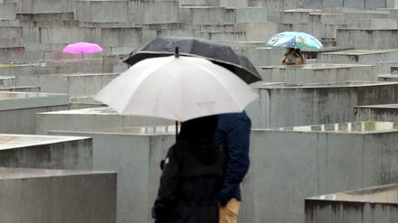 Holocaust-Mahnmal in Berlin - ein Beispiel für Japan?