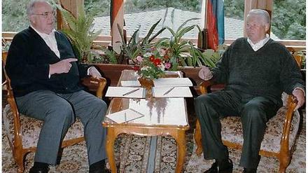 Der Beginn der Einkreisung? Helmut Kohl und Boris Jelzin.