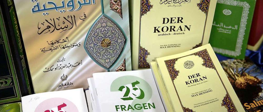 Der Koran in deutscher Fassung.