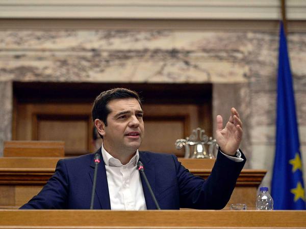 Europas schwarzes Schaf: Alexis Tsipras am 5. Februar vor dem Parlament in Athen.