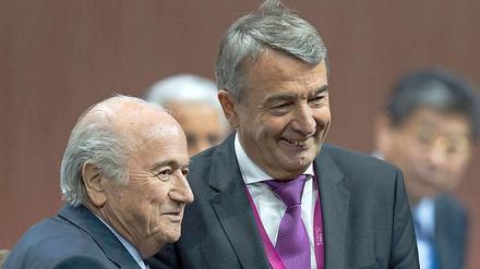 Keine Freunde, aber es könnte schlimmer sein. Sepp Blatter mit DFB-Chef Wolfgang Niersbach.