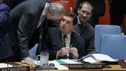 Russlands Vertreter bei der UN, Wladimir Safronkov im Gespräch mit seinem syrischen Kollegen Baschar Jaafari. 