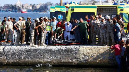 Die Zahl der Toten nach dem Kentern des Flüchtlingsboots steigt. 