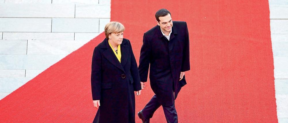 Angela Merkel und Alexis Tsipras müssen darauf achten, dass ihre eigenen Prinzipien bei einer möglichen Lösung im Schuldenstreit gewahrt bleiben.