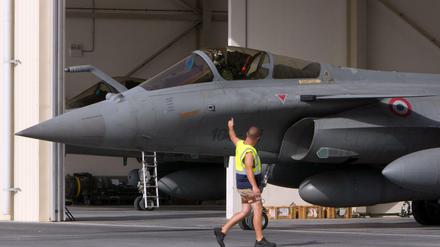 Frankreich bereitet Luftschläge gegen den IS in Syrien vor. 