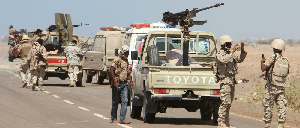 Regierungstruppen (Bild) kämpfen seit Anfang 2015 gegen schiitische Huthi-Rebellen. 