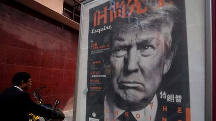 Eine chinesische Zeitschrift zeigt den US-Präsidenten Donald Trump auf der Titelseite. 
