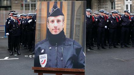 Der Polizist Xavier Jugele wurde bei dem Terroranschlag auf den Champs Elysees getötet.