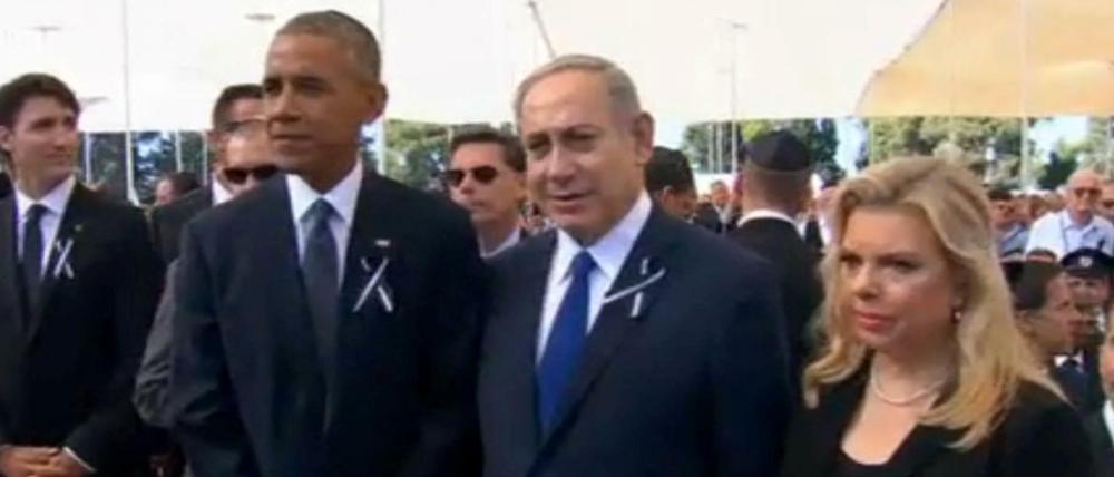 US-Präsident Barack Obama und Israels Ministerpräsident Benjamin Netanyahu bei der Beerdigung.