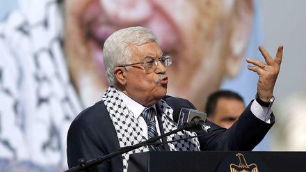 Palästinenserpräsident Mahmud Abbas bei Rede zum zehnten Todestag von Jassir Arafat. 