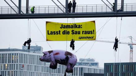 Greenpeace-Aktion am Freitag in der Nähe des Reichstags.