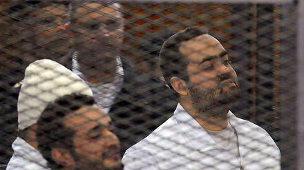 Kämpfer für die Demokratie. Ahmed Maher, Ahmed Douma und Mohamed Adel sind in Kairo zu je drei Jahren Haft verurteilt worden, weil sie sich gegen die Einschränkung des Demonstrationsrechts gewehrt haben. 