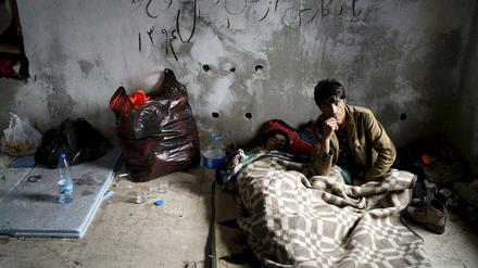 Afghanische Flüchtlinge kampieren in der türkischen Hafenstadt Cesme. 