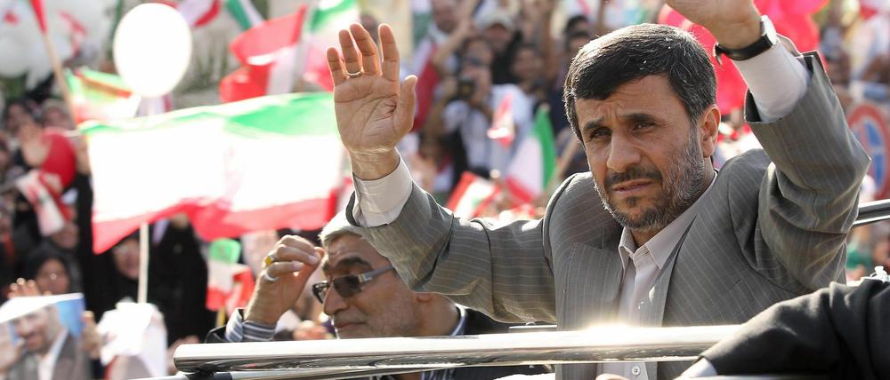 Irans Präsident Ahmadinedschad in Beirut.