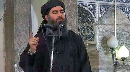 Ein Screenshot aus einem vom IS veröffentlichten Video zeigt mutmaßlich Abu Bakr al-Baghdadi.