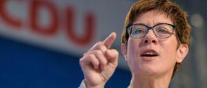Bremst den Koalitionspartner ein: die CDU-Vorsitzende Annegret Kramp-Karrenbauer.