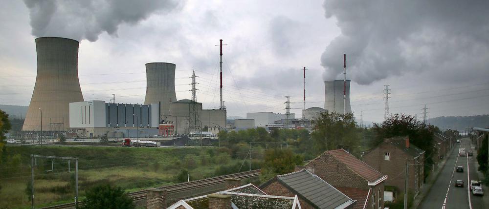 Umstritten. Das Atomkraftwerk Tihange bei Huy in Belgien. 