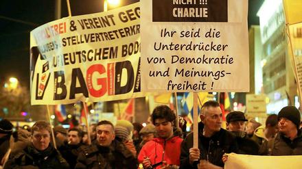 Bagida-Anhänger demonstrieren in München.