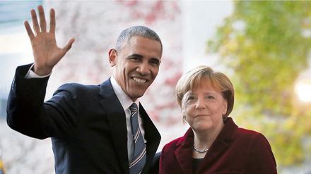 Der frühere US-Präsident Barack Obama ist an diesem Donnerstag Gast des Kirchentags. Er diskutiert mit Bundeskanzlerin Angela Merkel (CDU) am Brandenburger Tor. 