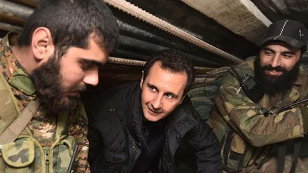 Fragwürdiger Partner: Der syrische Präsident Baschar al-Assad ist verantwortlich für die Lage in seinem Land. Aber eine Lösung kommt wohl zunächst einmal nicht ohne ihn aus. 
