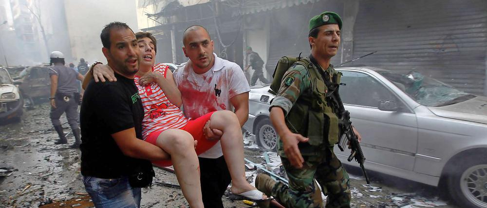 Noch hat sich niemand zu der Autobombe bekannt, die acht Menschen in Beirut in den Tod riss. 