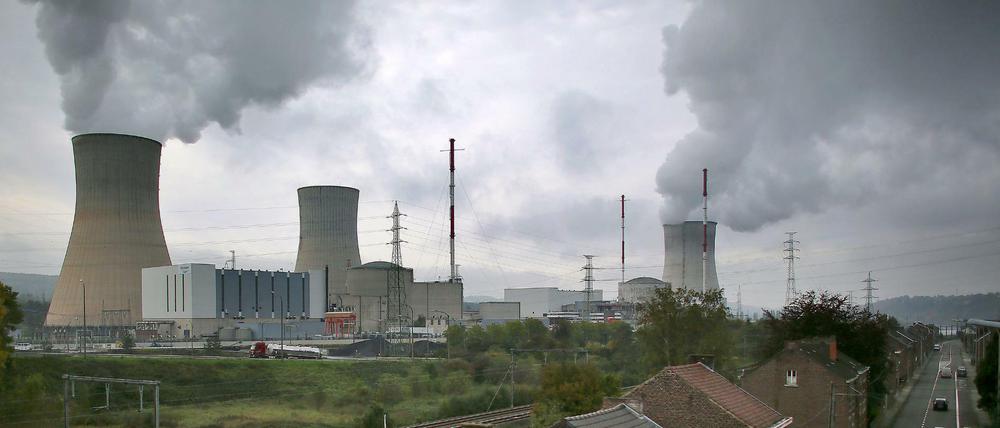 Das Atomkraftwerk Tihange bei Huy (Belgien). 