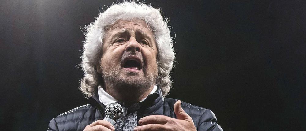 Beppe Grillo, ein in Italien bekannter Komiker, gründete die Fünf-Sterne-Bewegung.