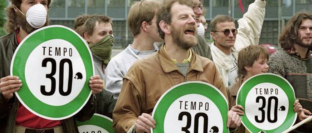 Schon 1989 wollten die Berliner Alternative Liste/Grüne es etwas langsamer. Sie konnten sich nicht durchsetzen. 