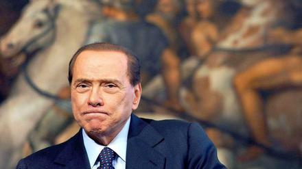 Am politischen Ende. Der wegen Steuerbetrugs rechtskräftig verurteilte Silvio Berlusconi will seine Strafe mit Sozialstunden ableisten.