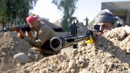 Peschmerga-Kämpfer im August 2014 in einer Stellung nahe Mossul. 