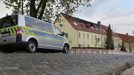 Ein Brandanschlag auf das geplante Asylbewerberheim in Tröglitz hat den Ort in die Schlagzeilen gebracht. Zuvor war der Bürgermeister nach gegen ihn gerichteten Drohungen zurückgetreten. 