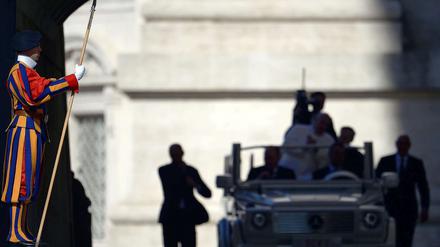 Gefährdeter Vatikan? Die italienische Polizei ist einer Terroristengruppe auf der Spur, die möglicherweise einen Anschlag auf den Vatikan geplant haben könnte. 