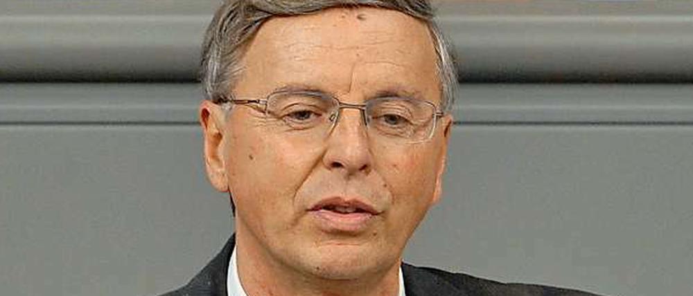 Der CDU-Abgeordnete Wolfgang Bosbach will gegen das Hilfspaket für Griechenland stimmen.