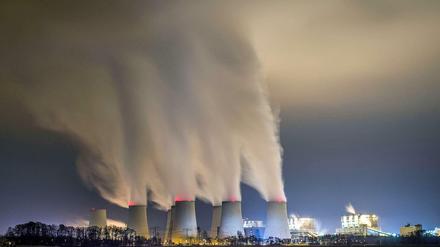 22 Tonnen Kohlendioxid sollen ältere Kraftwerke künftig einsparen.