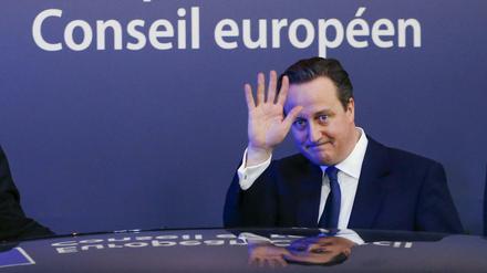 Winkt Europa wieder zu: Der britische Premier David Cameron will nach seinem Verhandlungserfolg nun in der Union bleiben.
