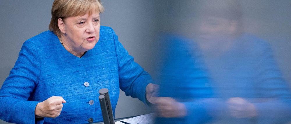Bundeskanzlerin Angela Merkel (CDU) spricht bei der Generaldebatte im Deutschen Bundestag. 