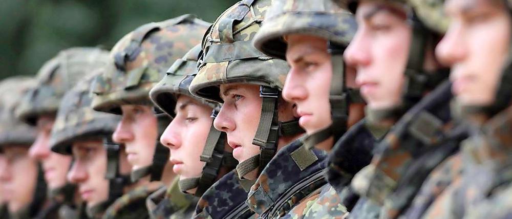 Am Mittwoch will Bundesverteidigungsminister Thomas de Maizière (CDU) Details der Bundeswehr-Reform bekannt geben.