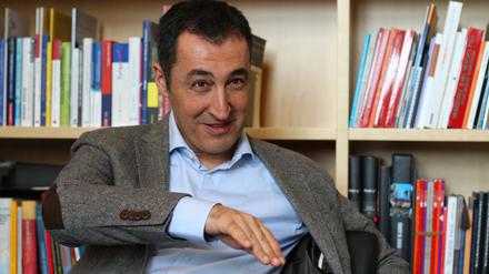 „Die Bundesregierung müsste dringend aufklären. Das tut sie aber nicht, stattdessen mauert sie und behindert die Aufklärung“, sagt Grünen-Chef Cem Özdemir.