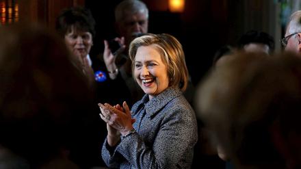 Bisher absolviert die Demokratin Hillary Clinton nur kleinere Wahlkampfauftritte. 