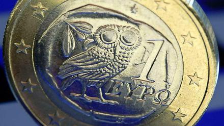 Ein Ausscheiden Griechenlands aus der Euro-Zone schloss Regierungschef Tsipras in einem Interview in der Nacht zum Dienstag aus.